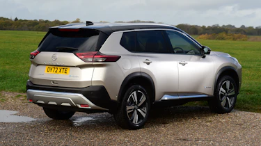 Nissan X-Trail - rear static