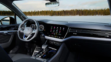 2023 Volkswagen Touareg - interior