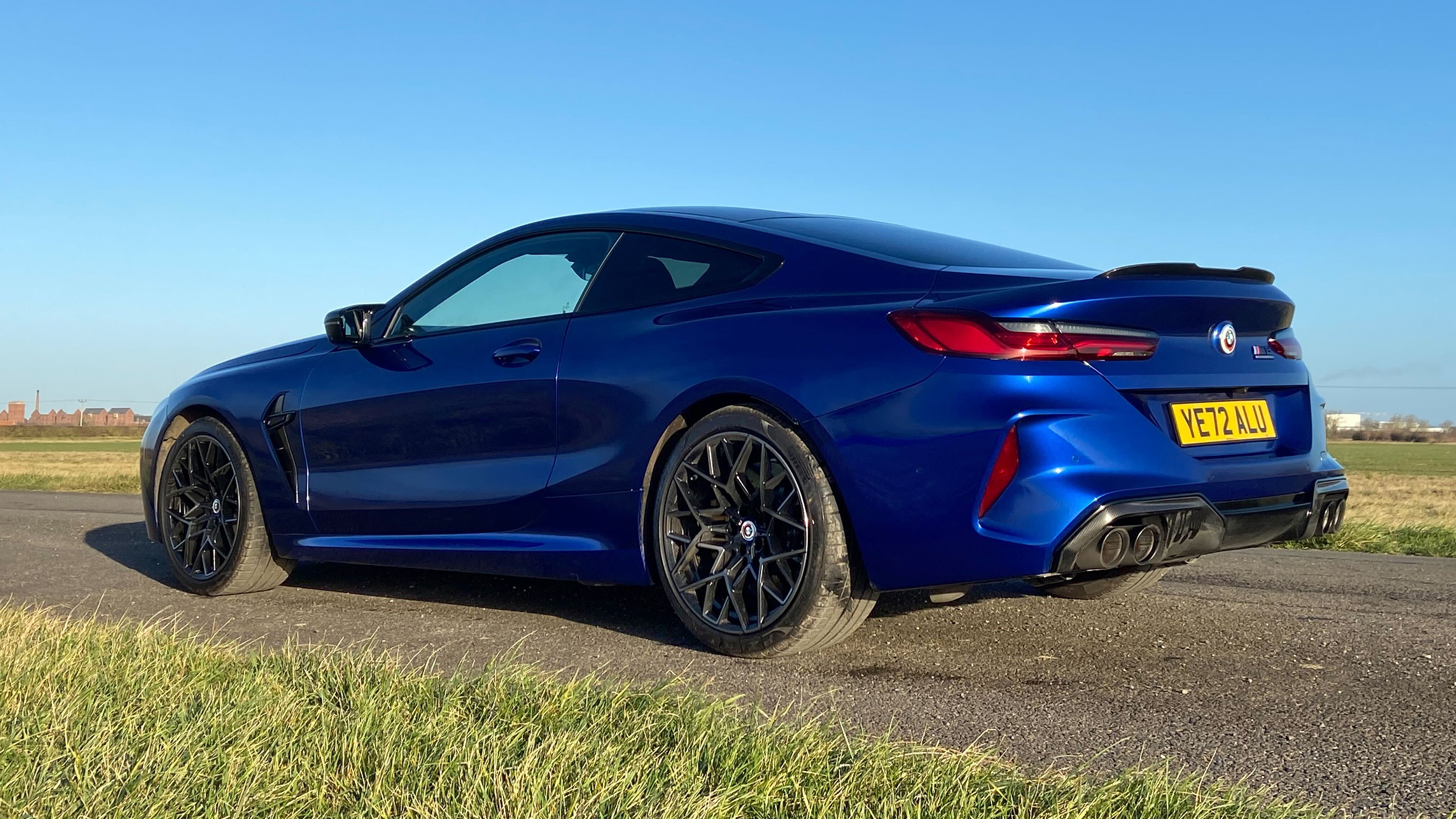 BMW M8 Competition - rear cornering