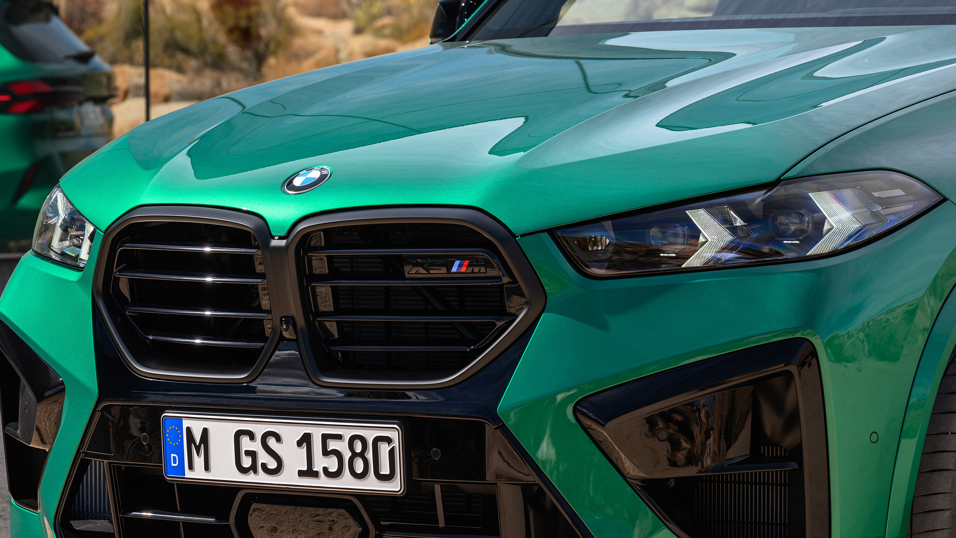 BMW X5 M - grille