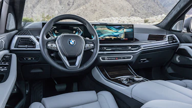BMW X5 facelift - dash