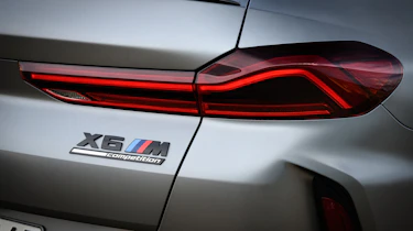 BMW X6 M - rear lights