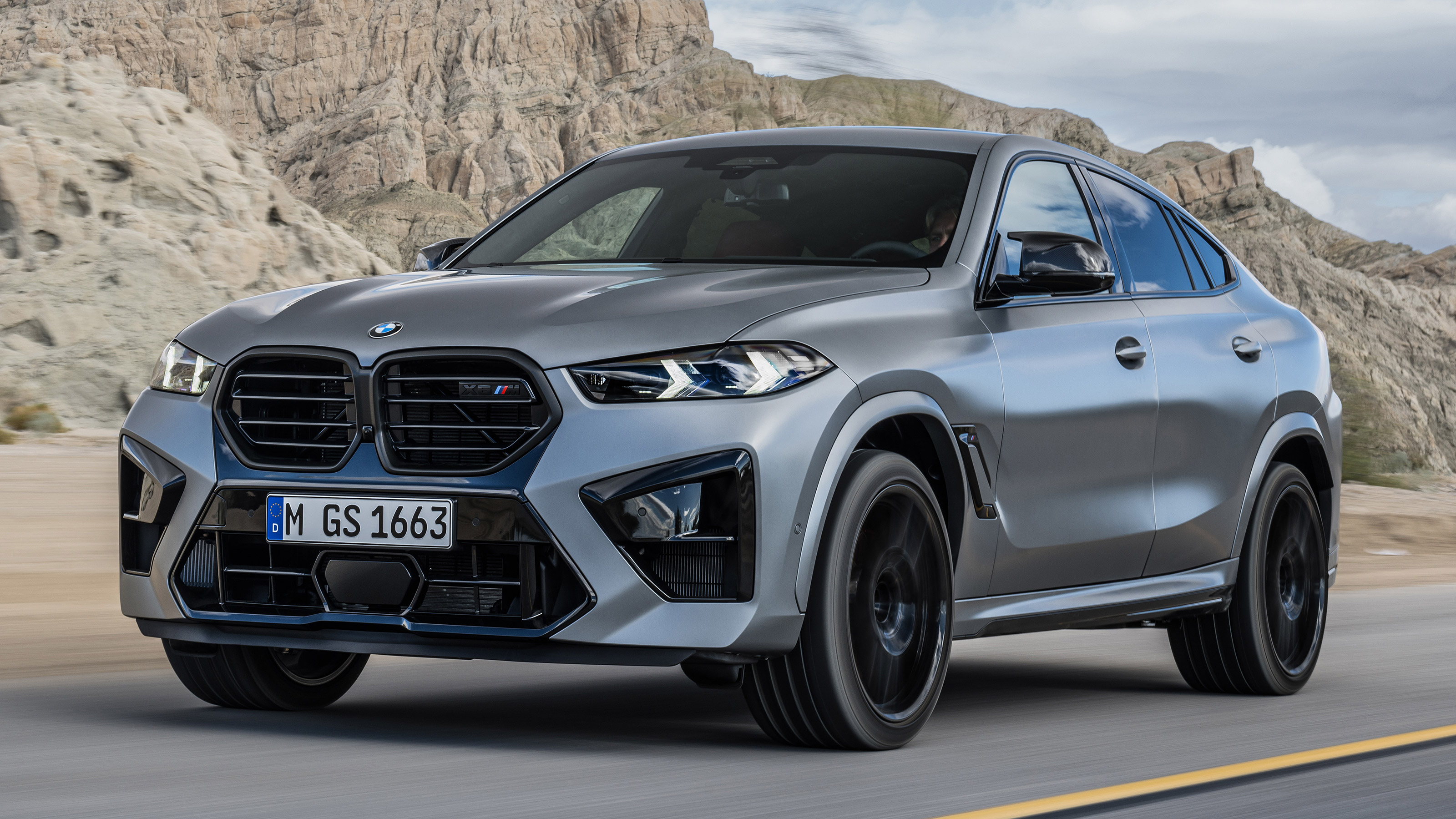 BMW X6 M - front