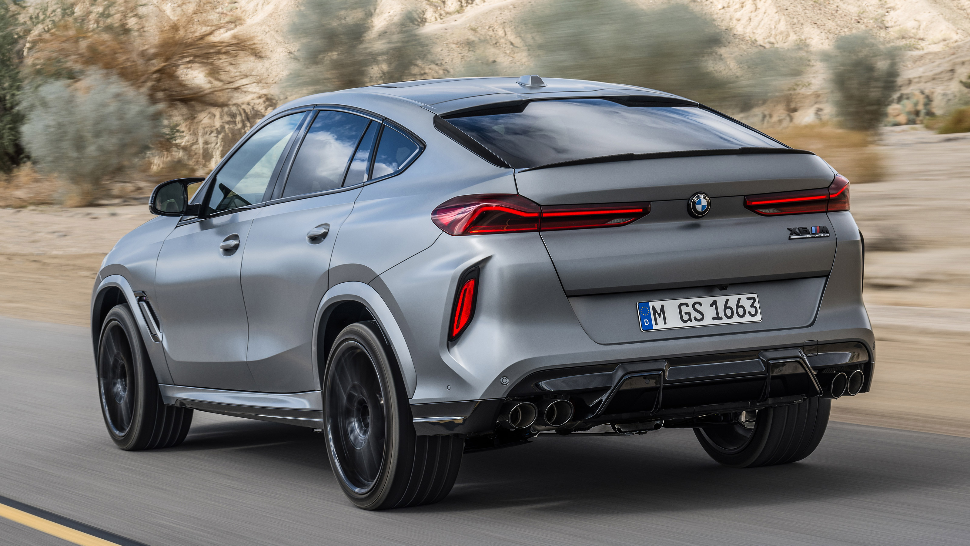 BMW X6 M - rear