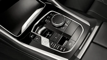 BMW X6 facelift - interior detail