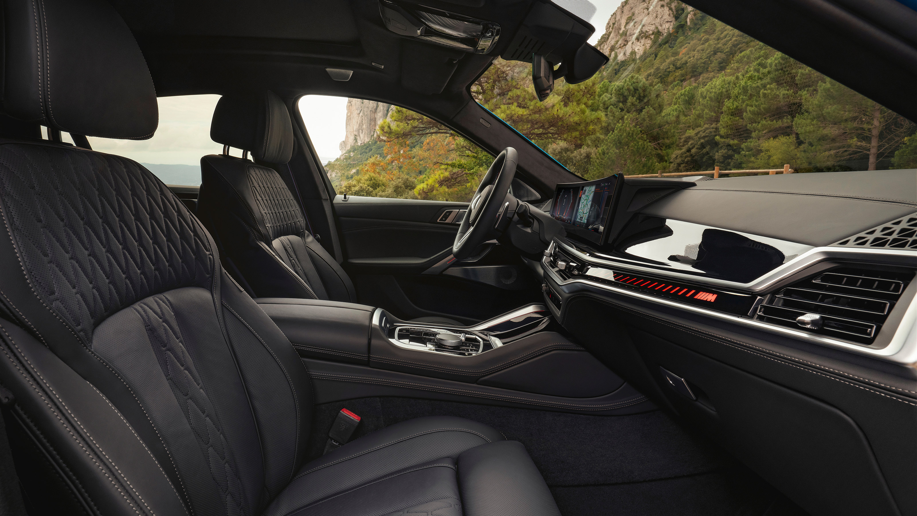 BMW X6 facelift - front seats