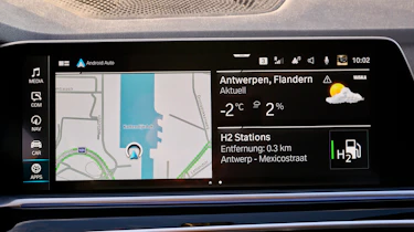 BMW iX5 Hydrogen - infotainment