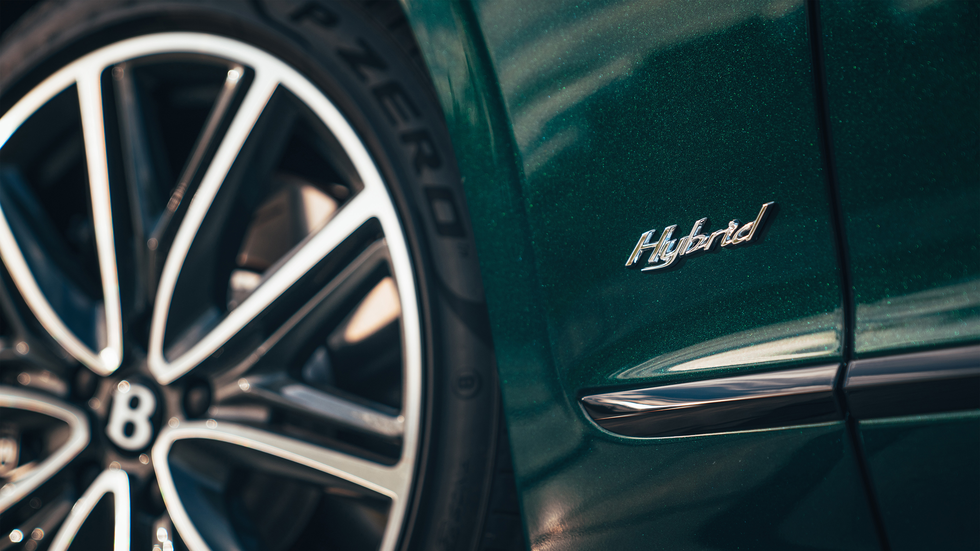 Bentley Flying Spur Hybrid - 'hybrid' badge