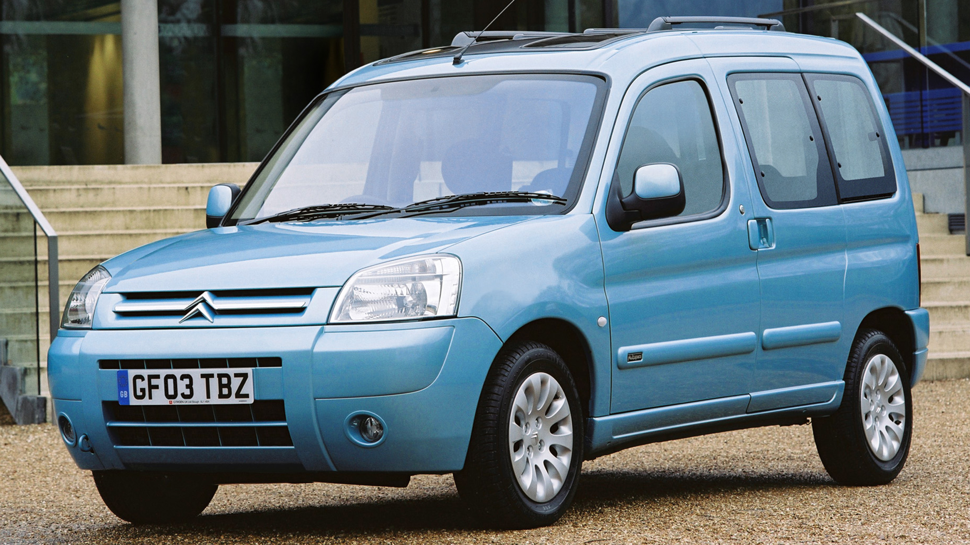 Citroen Berlingo Mk1 (facelift) - front static