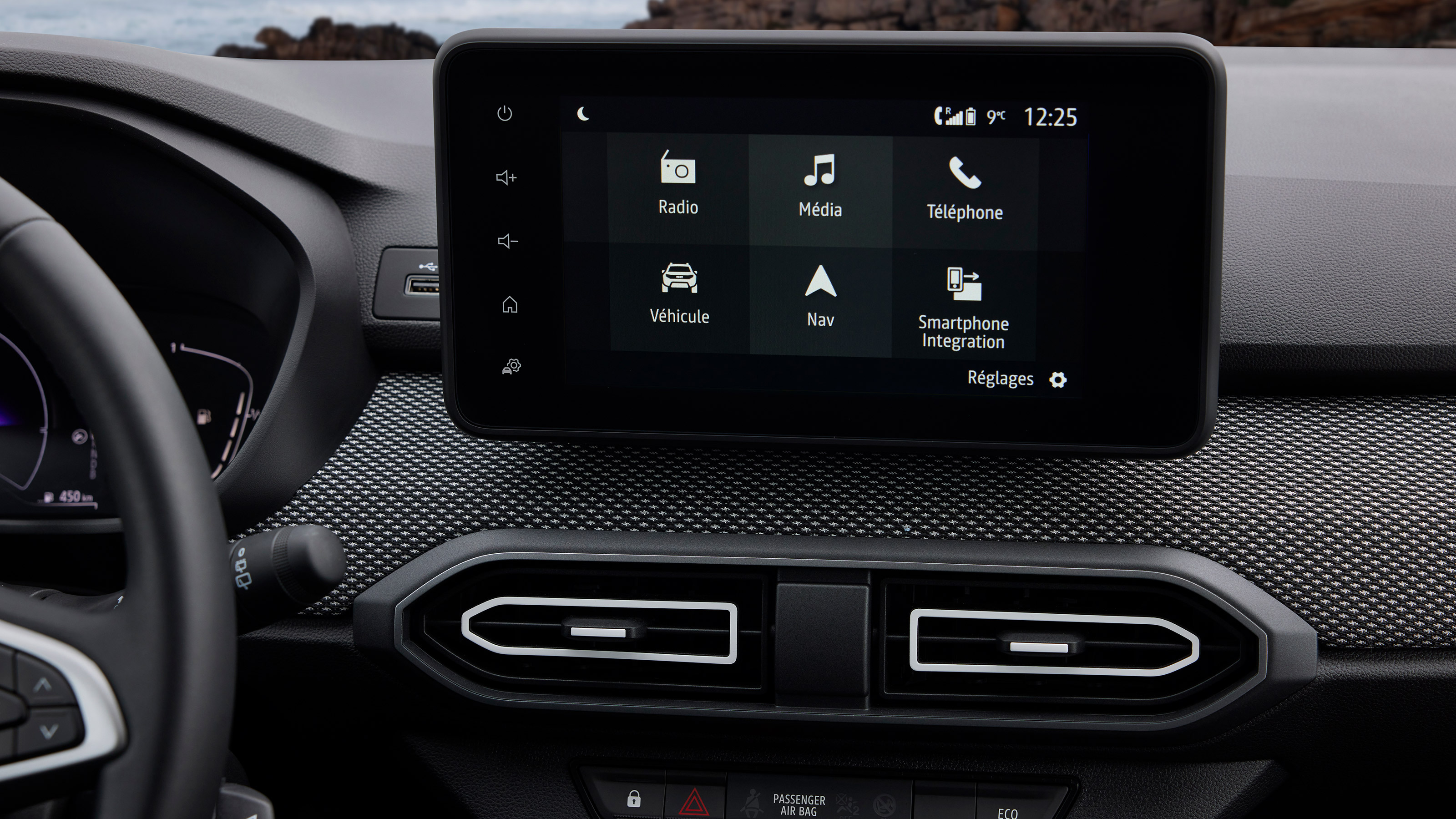 Dacia Jogger Hybrid 140 - screen