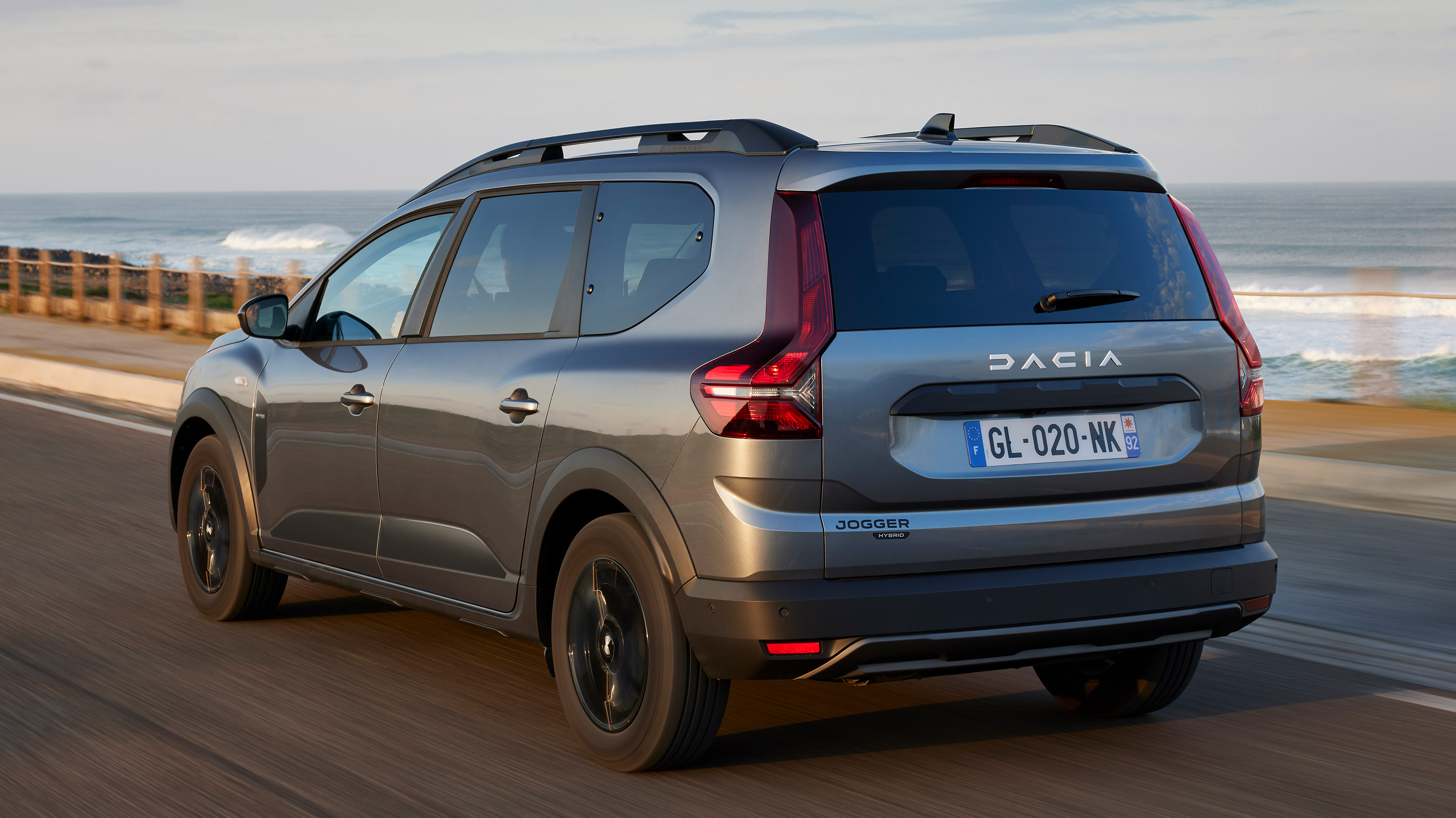 Dacia Jogger Hybrid 140 - rear