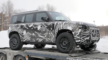 Land Rover Defender SVX - front