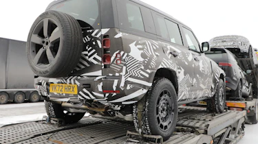 Land Rover Defender SVX - rear