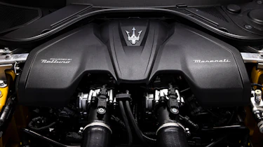 Maserati GranTurismo - engine