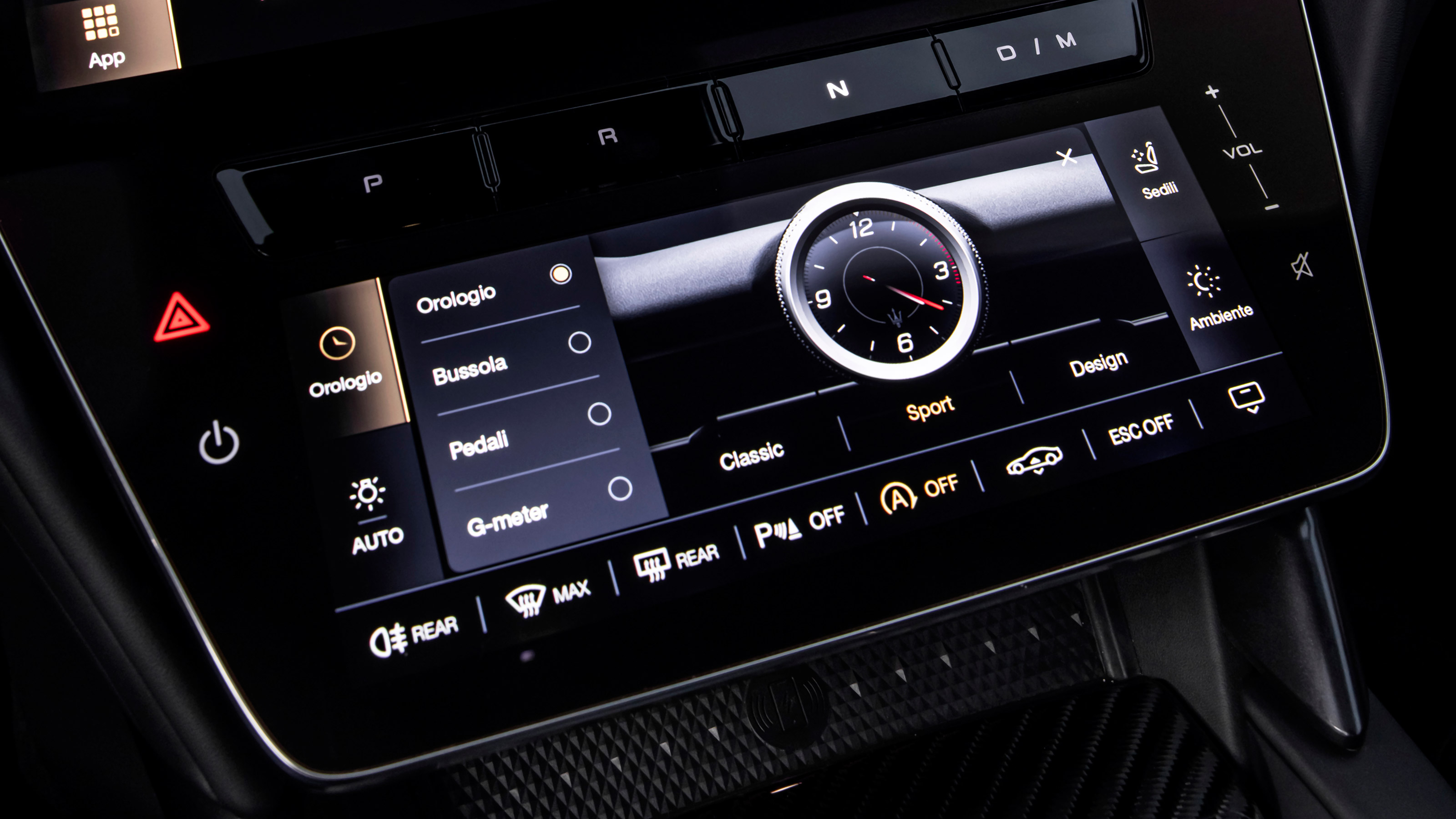 Maserati GranTurismo - lower screen