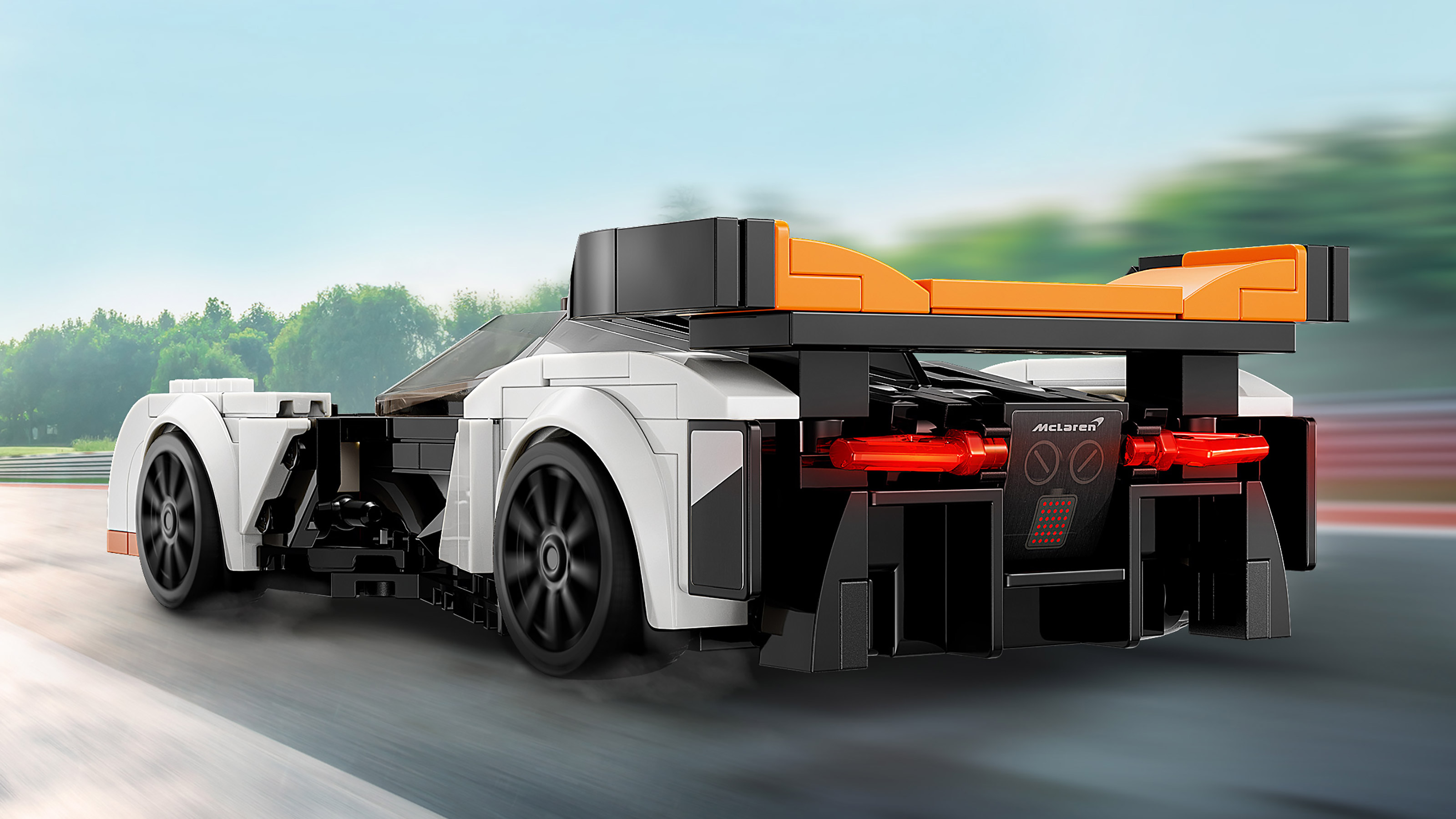McLaren Solus GT lego - rear