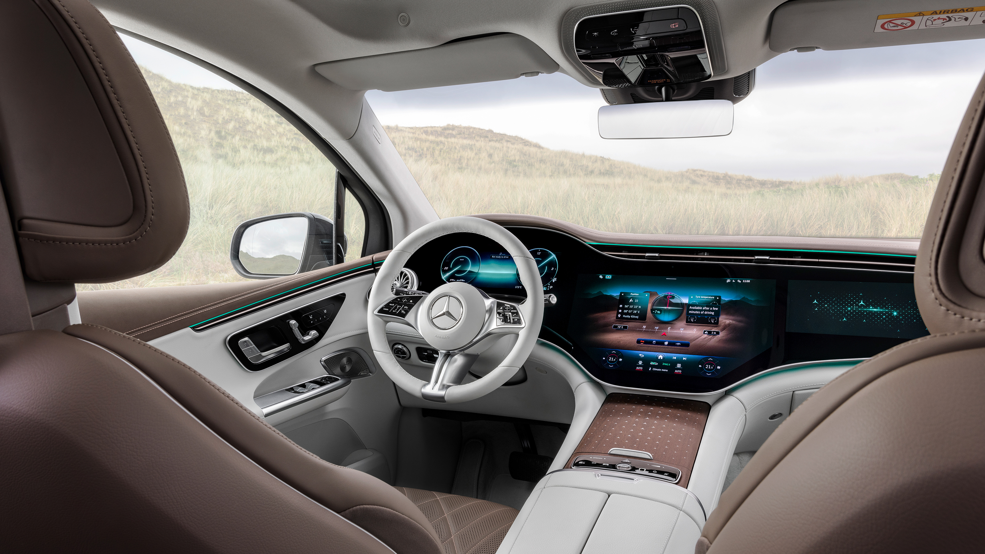 Mercedes EQE SUV - interior