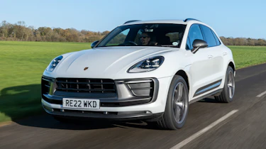 Porsche Macan T - front tracking