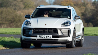 Porsche Macan T - front cornering
