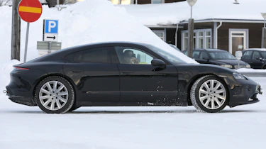 Porsche Taycan facelift (camouflaged) - side