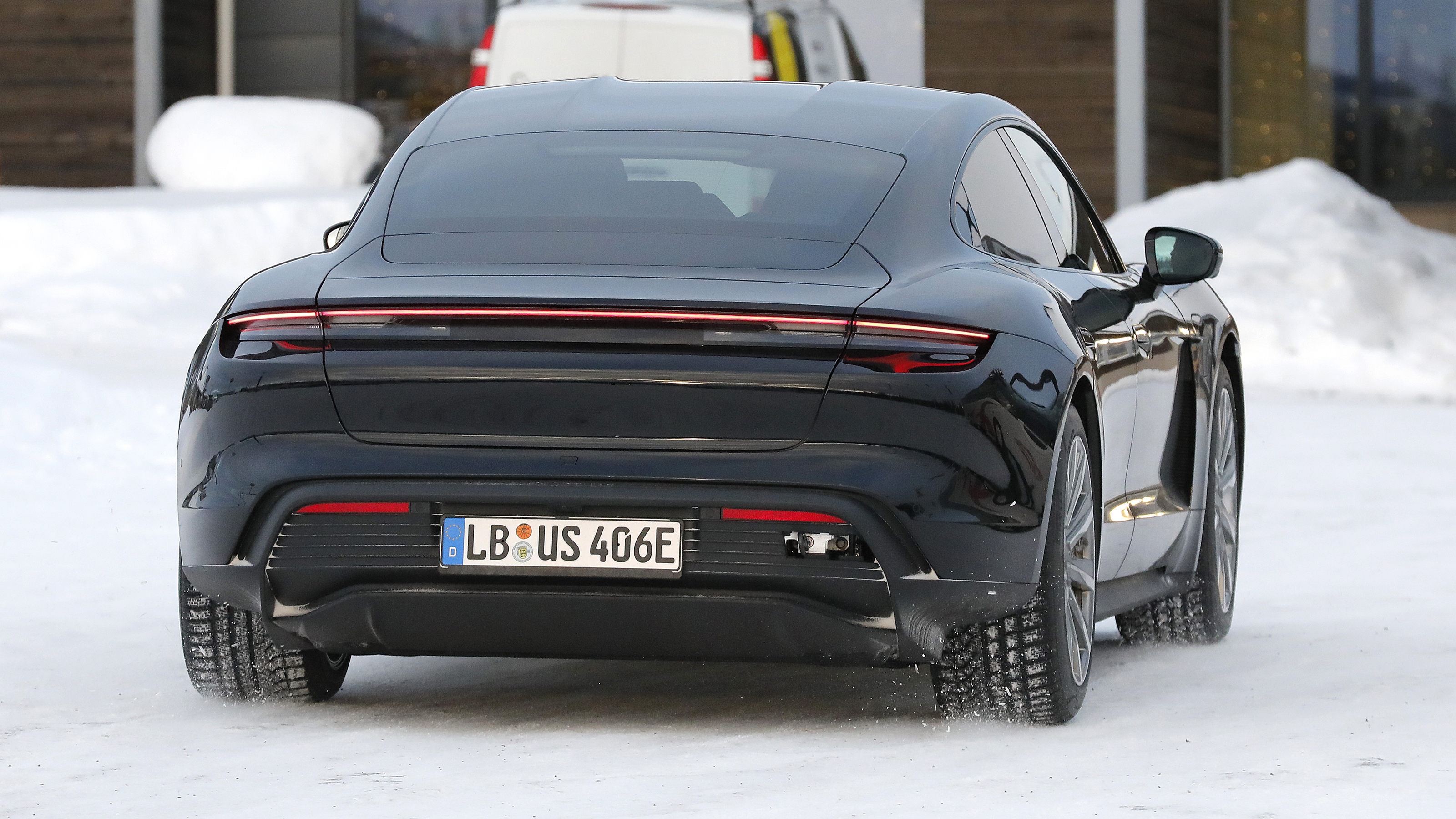 Porsche Taycan facelift (camouflaged) - rear