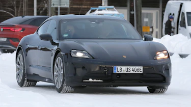 Porsche Taycan facelift (camouflaged) - front