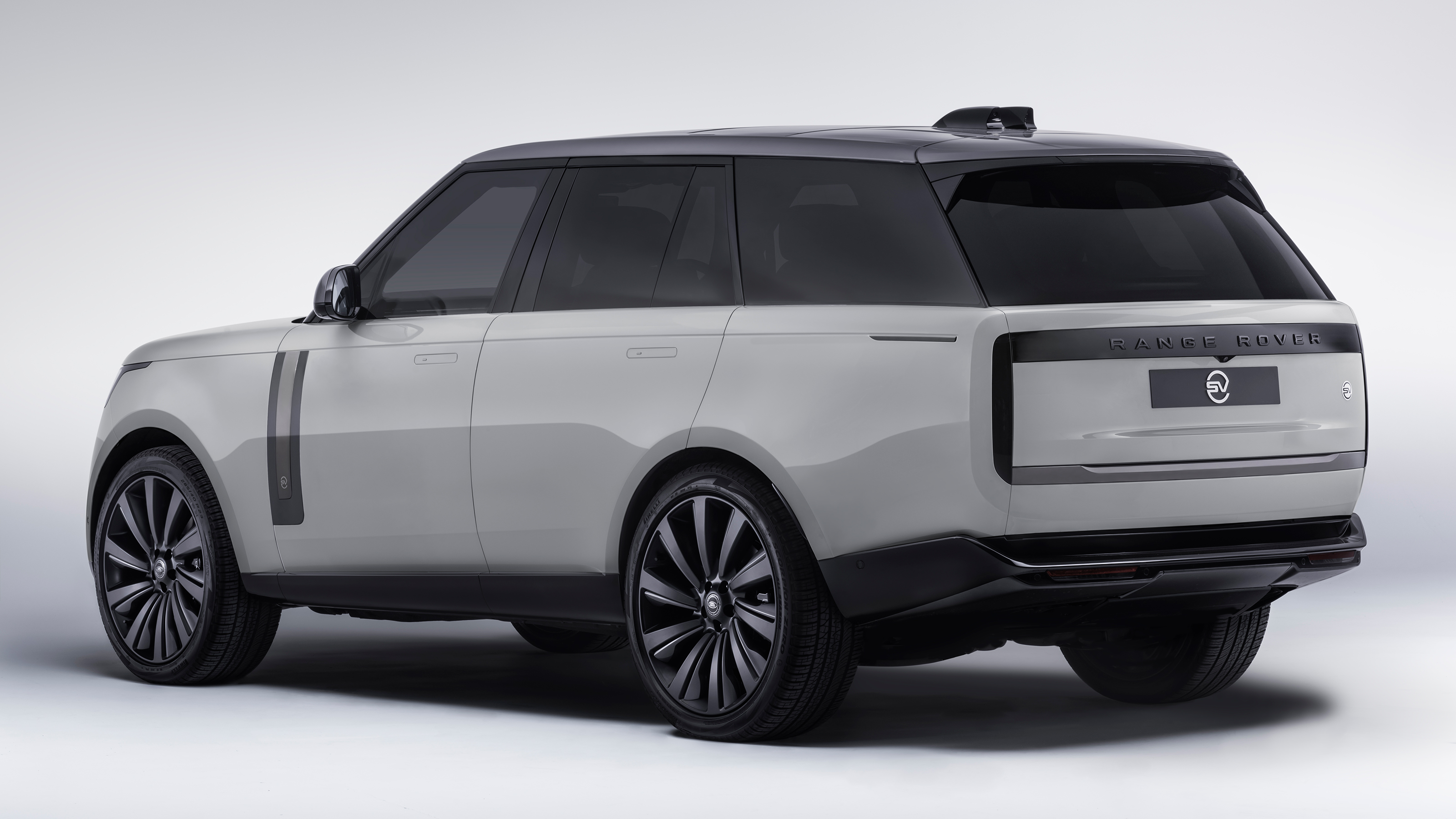 Range Rover Lansdowne Edition - rear