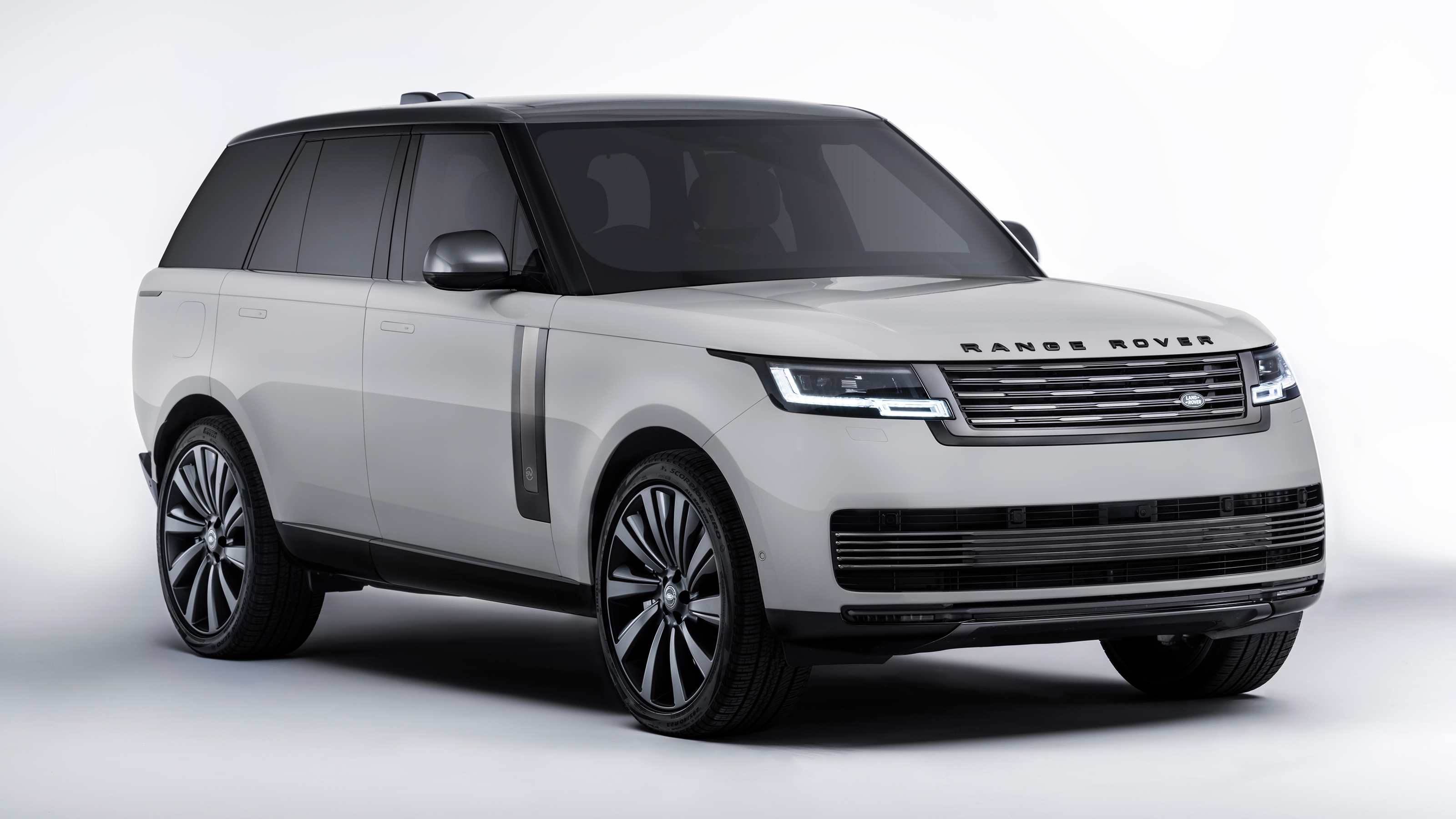 Range Rover Lansdowne Edition - front