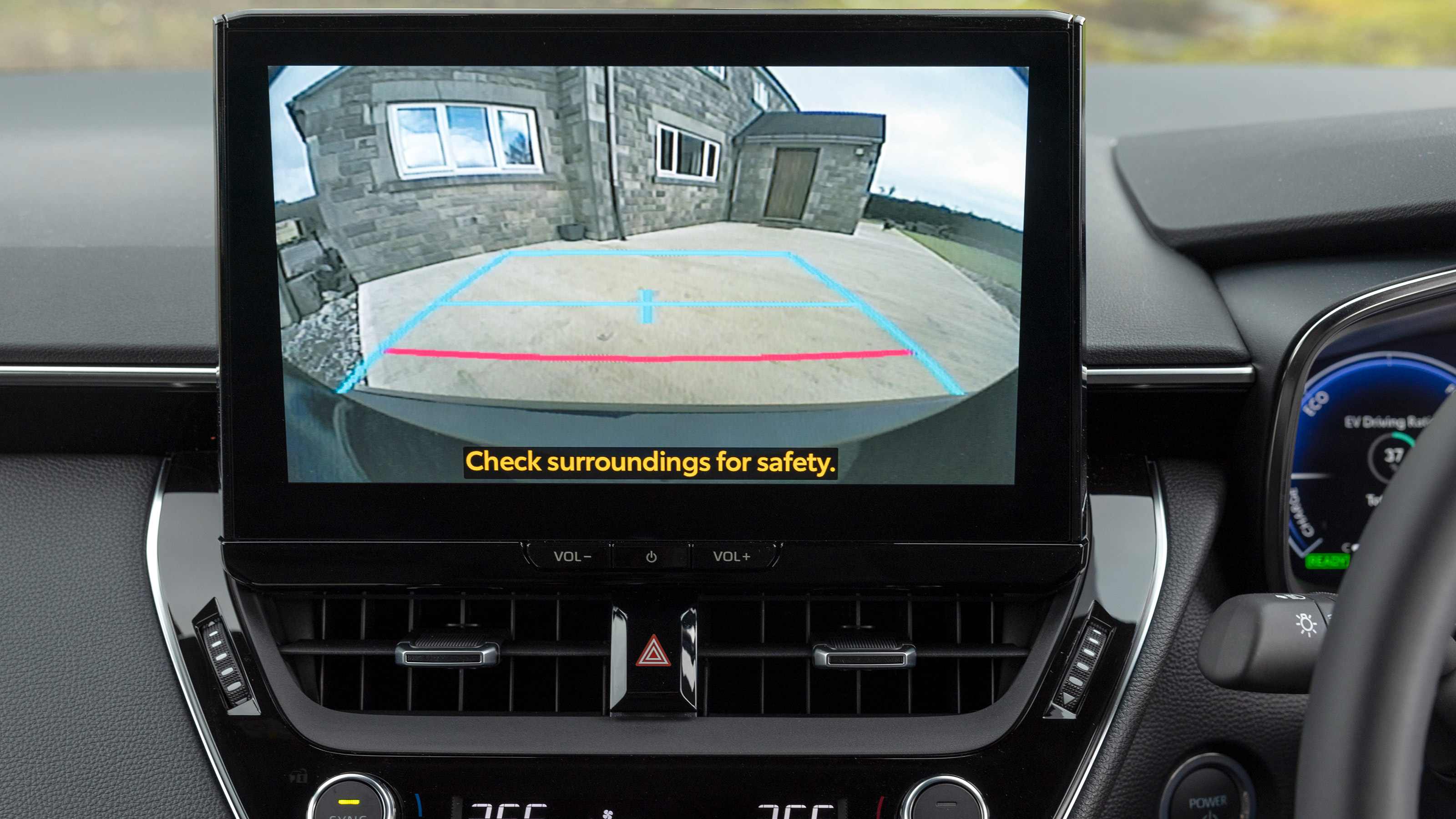 Toyota Corolla facelift - reversing camera