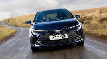 Toyota Corolla facelift - full front