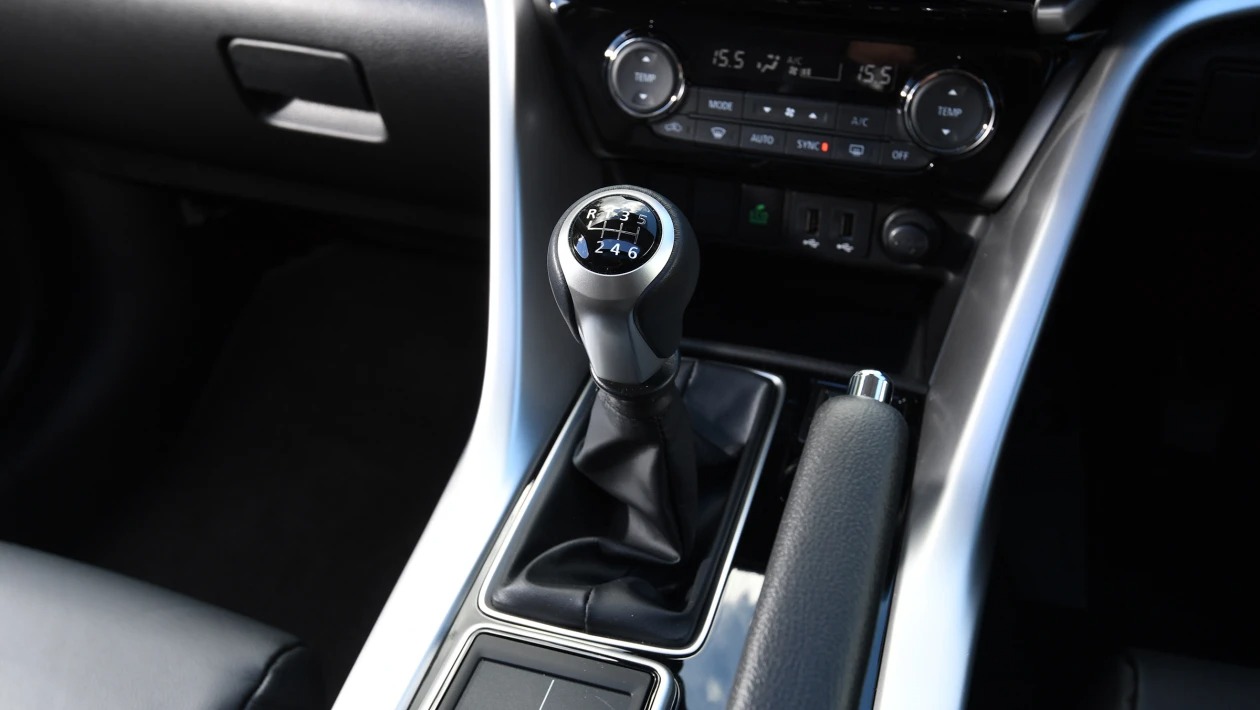 Used Mitsubishi Eclipse Cross - transmission