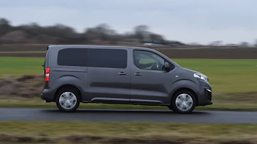 Used Peugeot Traveller - side