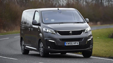 Used Peugeot Traveller - front cornering