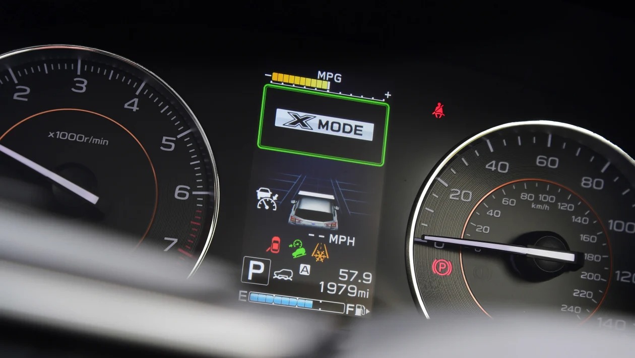 Used Subaru XV Mk2 - dials