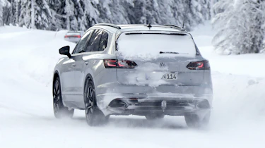 Volkswagen Touraeg facelift (winter testing) - rear