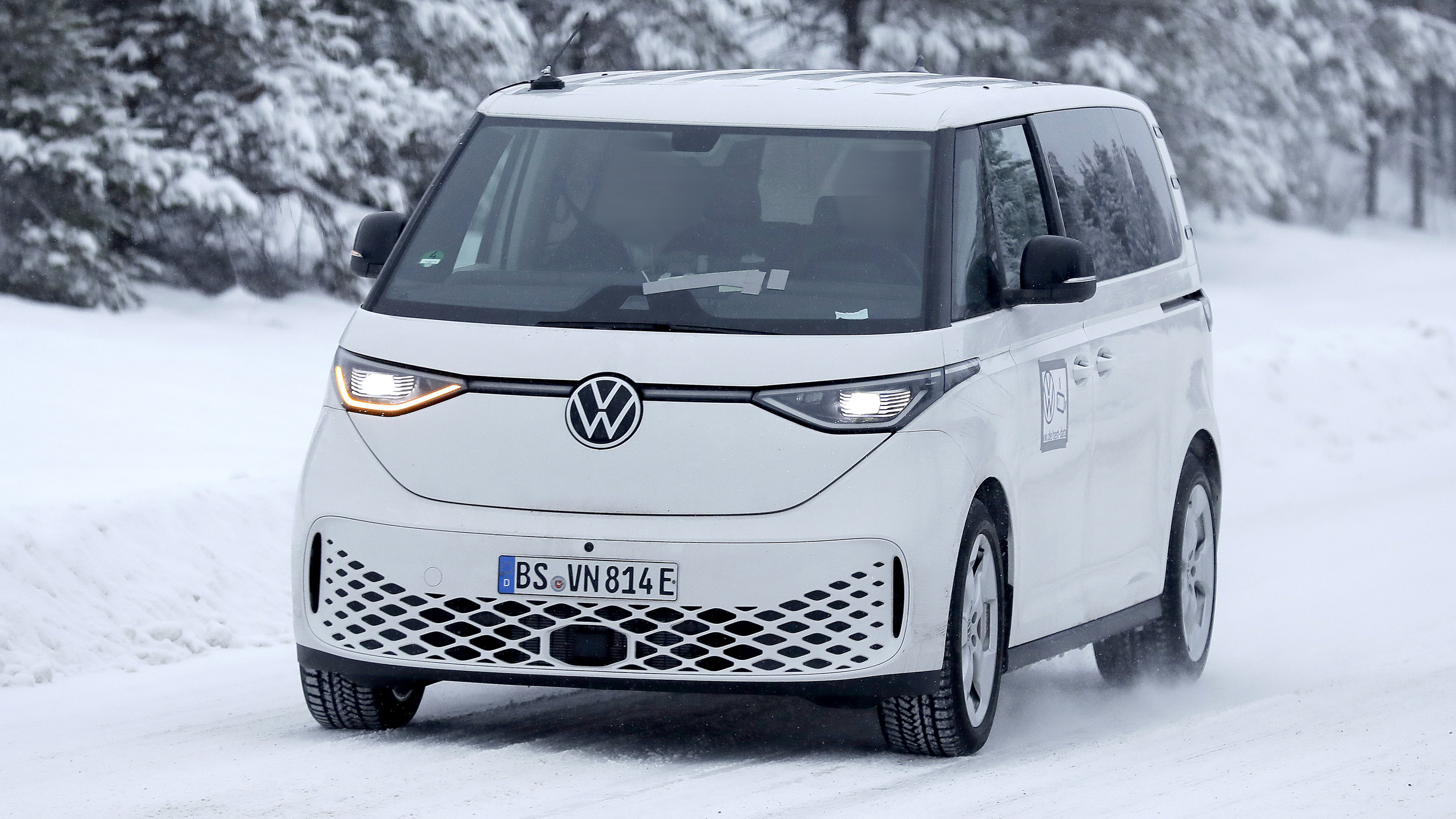 VW ID.Buzz LWB - front