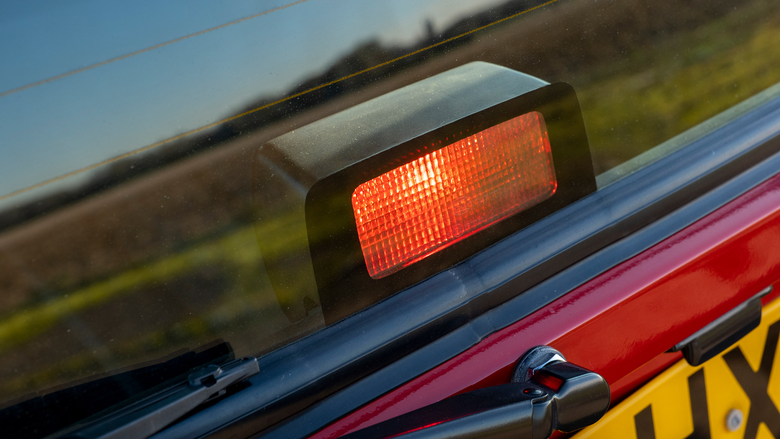 Volvo 240 - brake light