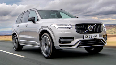 Volvo XC90 T8 Recharge - front tracking