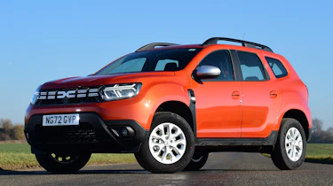 Dacia Duster - front static