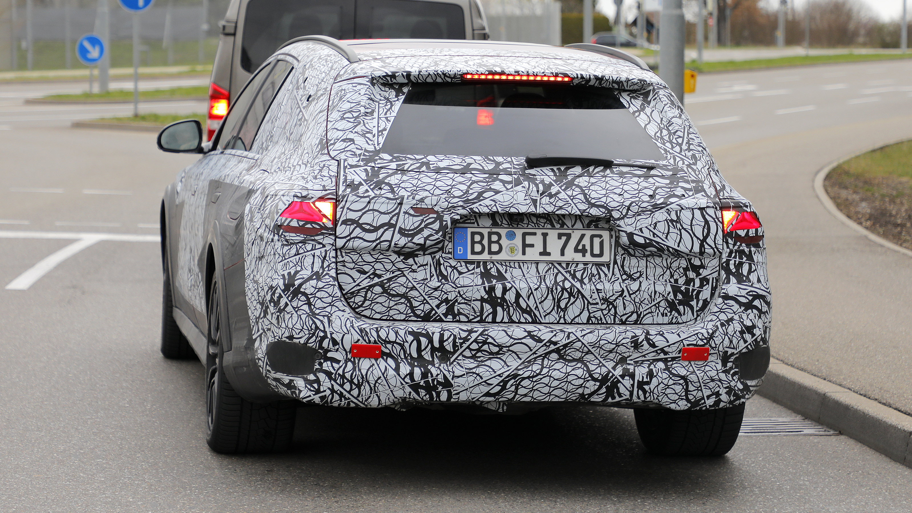 2023 Mercedes E-Class All-Terrain (camouflaged) - rear tracking