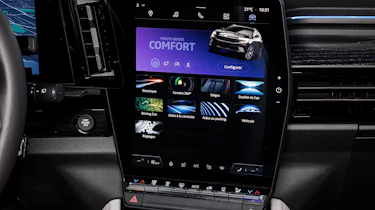 Renault Espace SUV - infotainment screen (home screen)