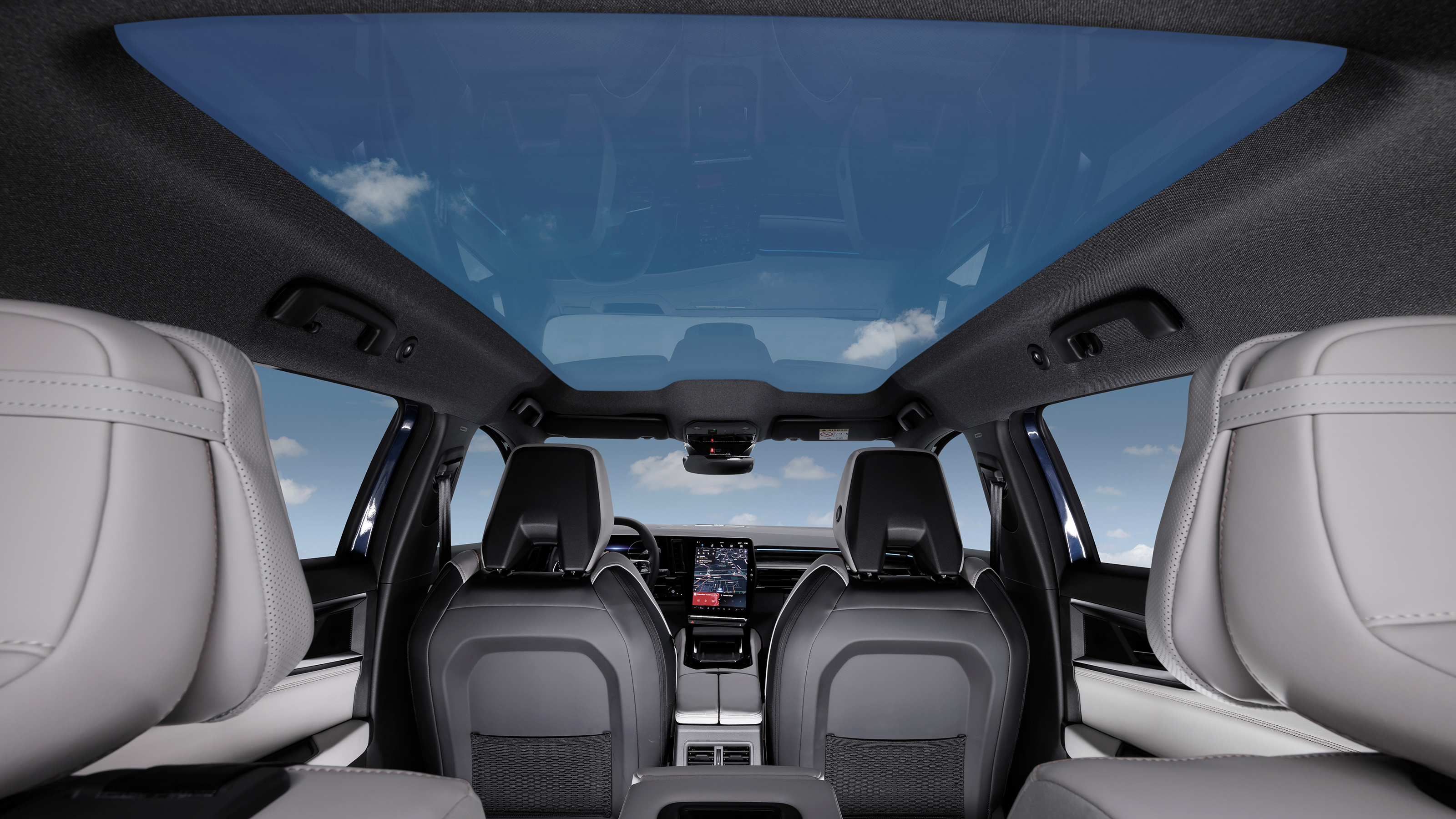 Renault Espace SUV - panoramic roof