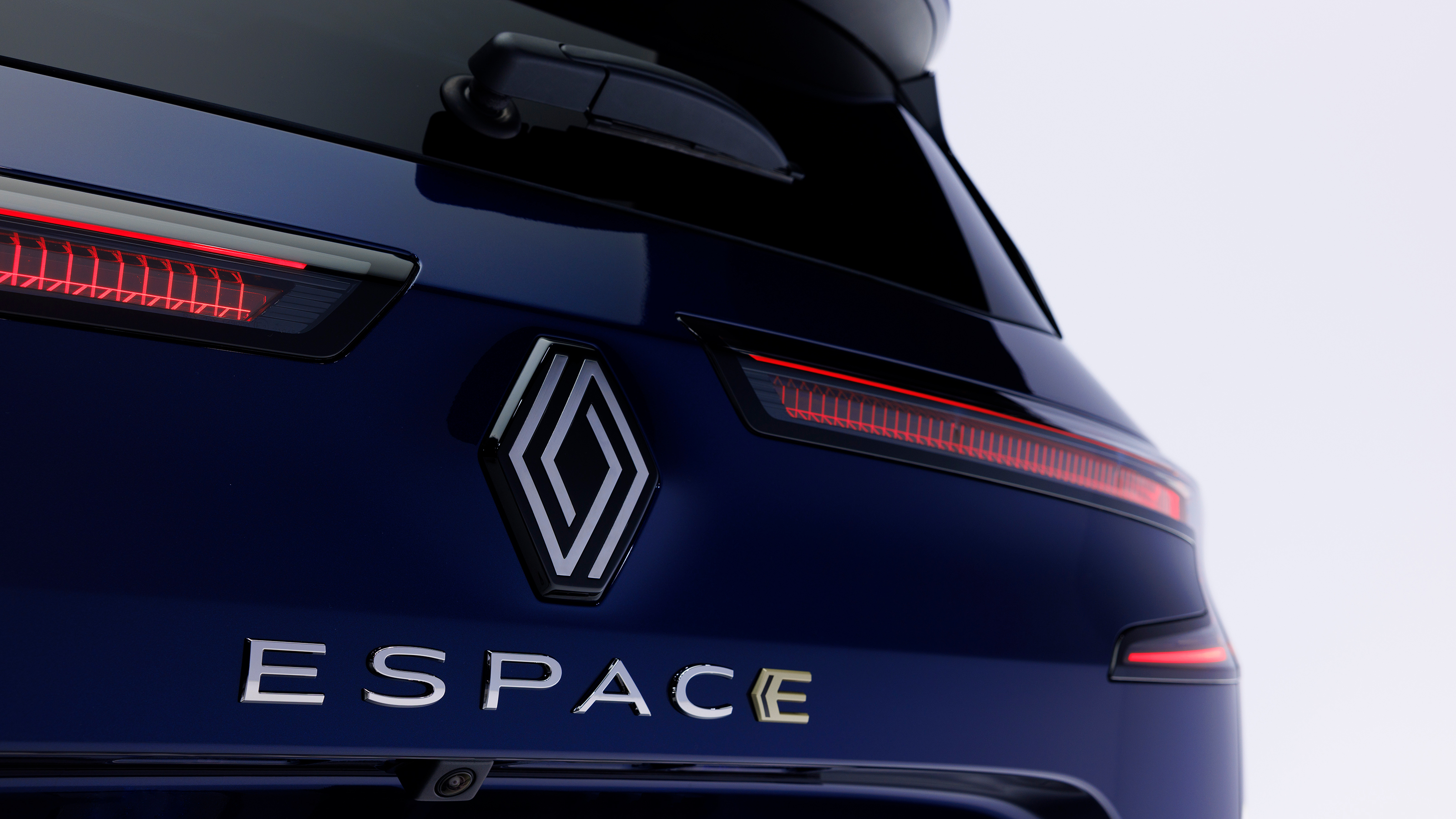Renault Espace SUV - rear badge