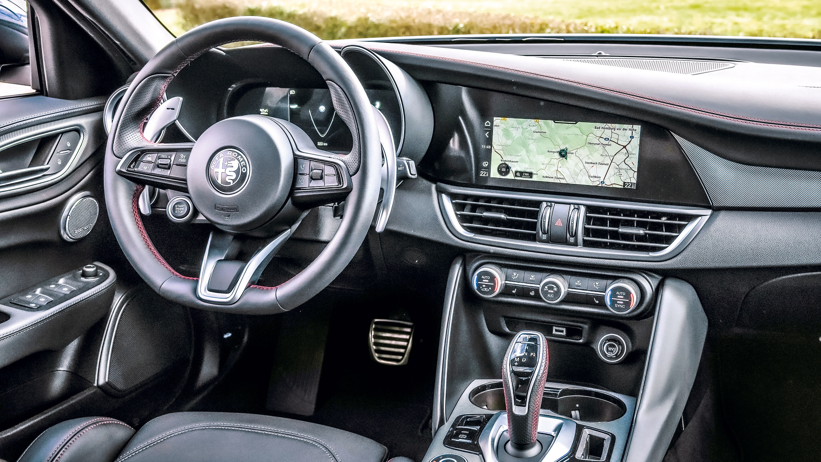 Alfa Romeo Giulia - dash
