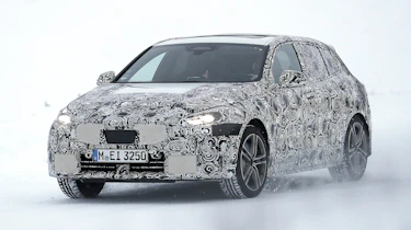 BMW 1 Series facelift - spyshot 1