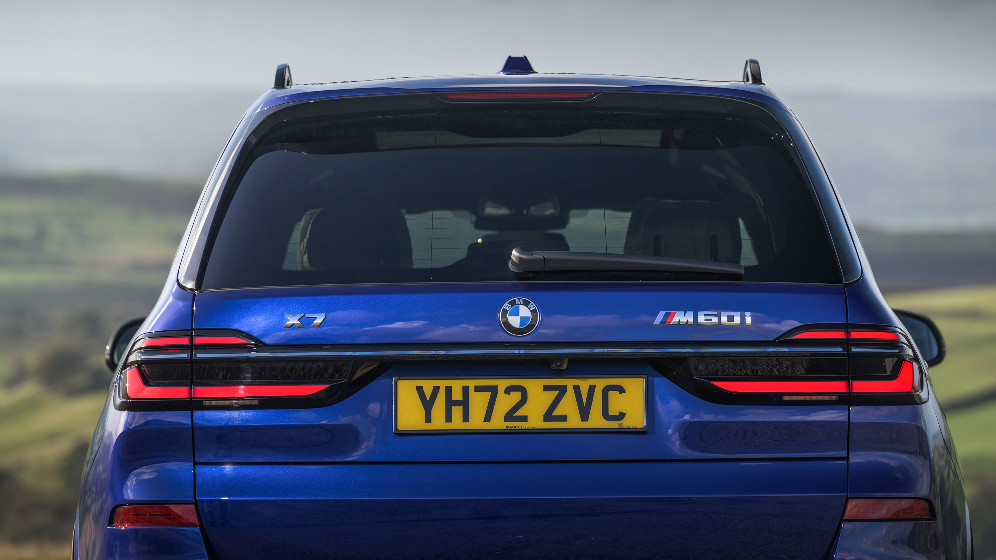 BMW X7 M60i xDrive - badge