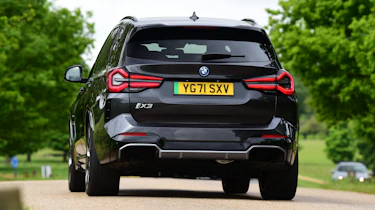BMW iX3 M Sport Pro - rear tracking