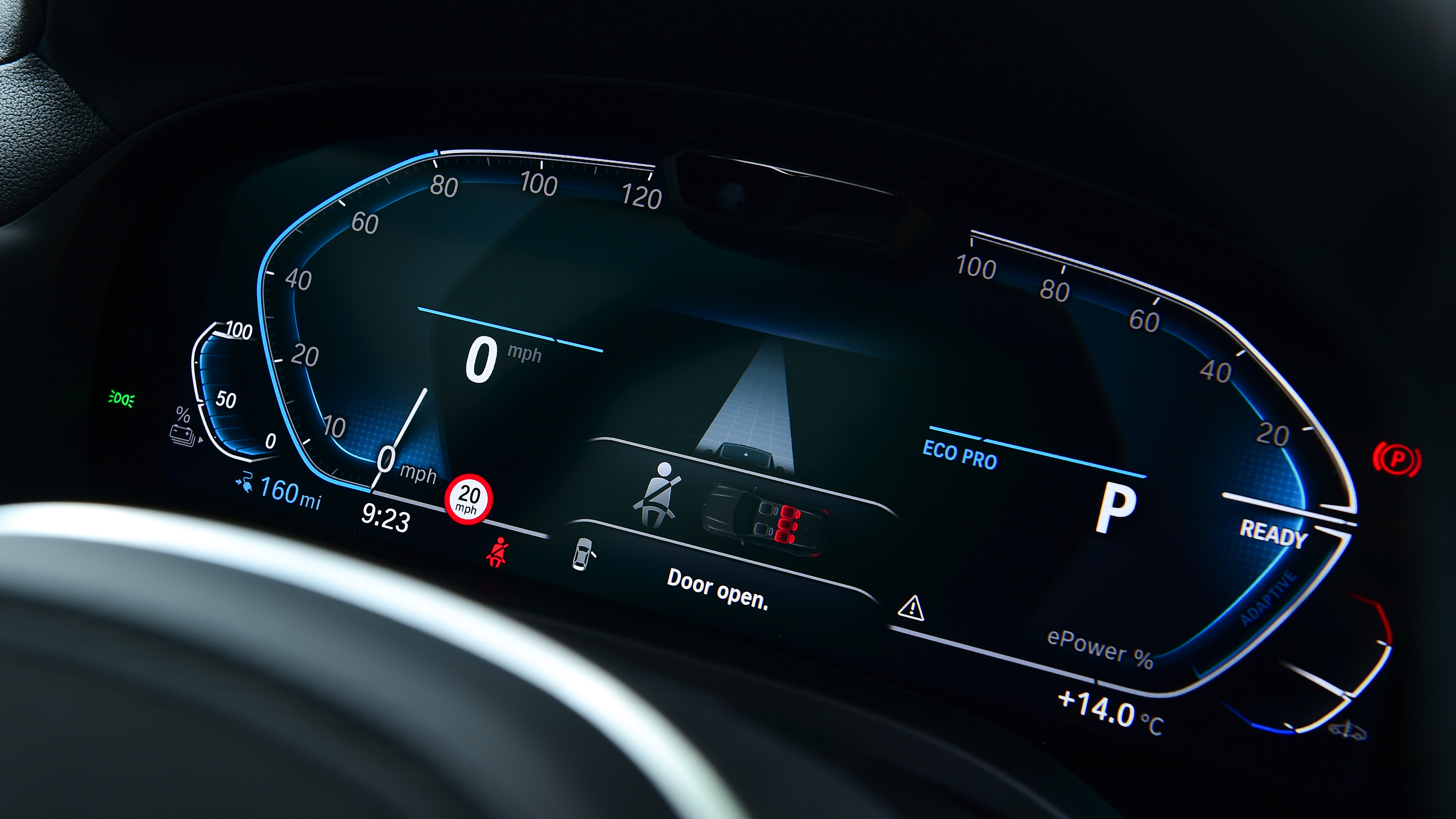 BMW iX3 M Sport Pro - digital driver's display