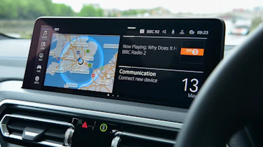BMW iX3 M Sport Pro - touchscreen