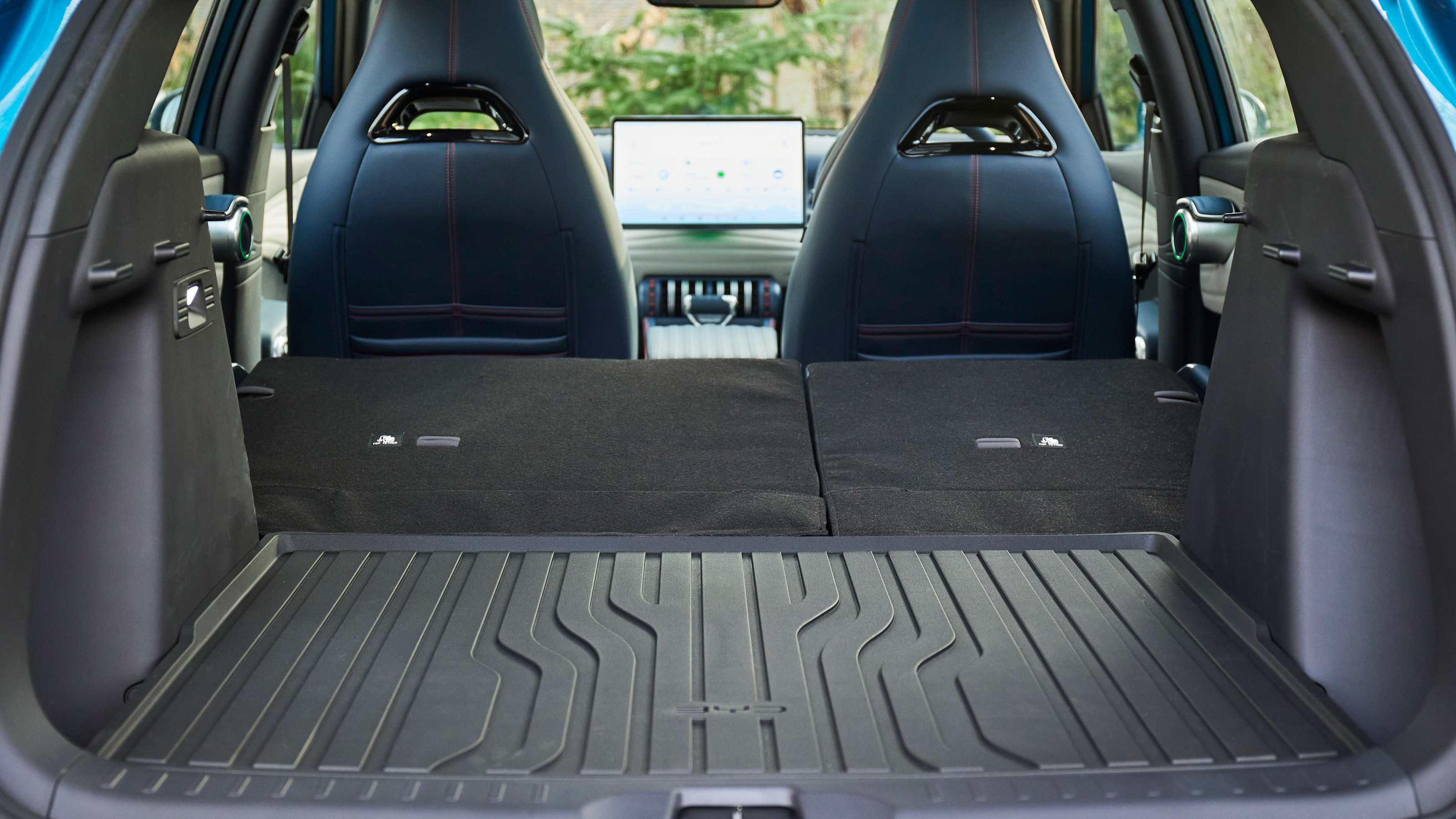 BYD Atto 3 - boot seats down